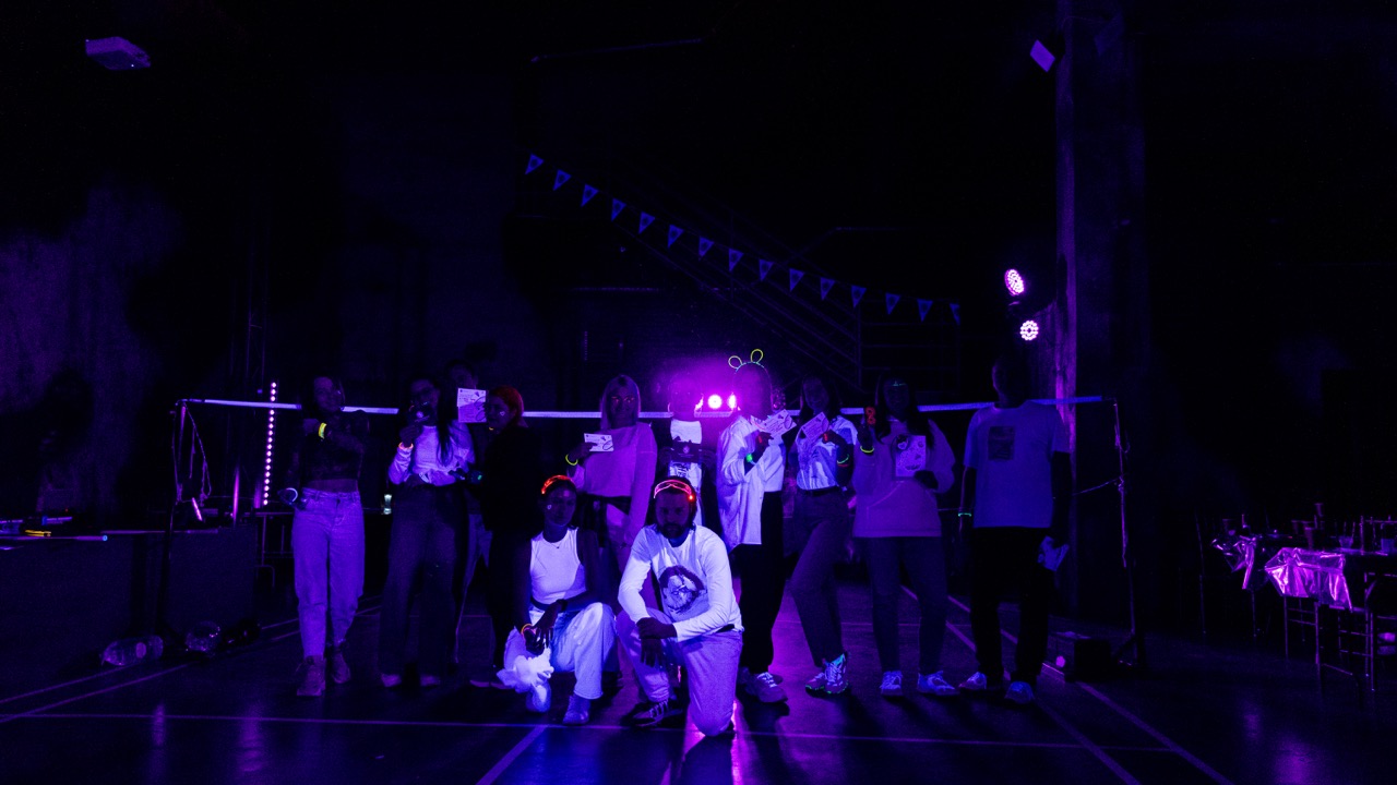 Сообщество игроков Night Badminton